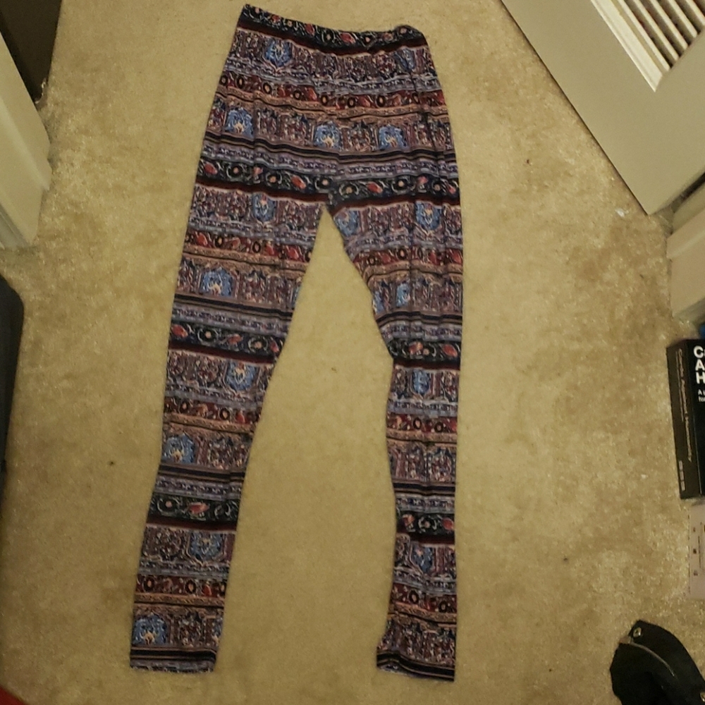 Soft Purple Patterned Leggings.